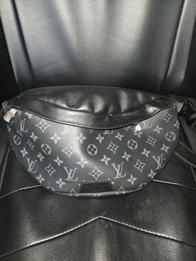 Louis Vuitton Black Monogram Canvas Men’s Sling Bag